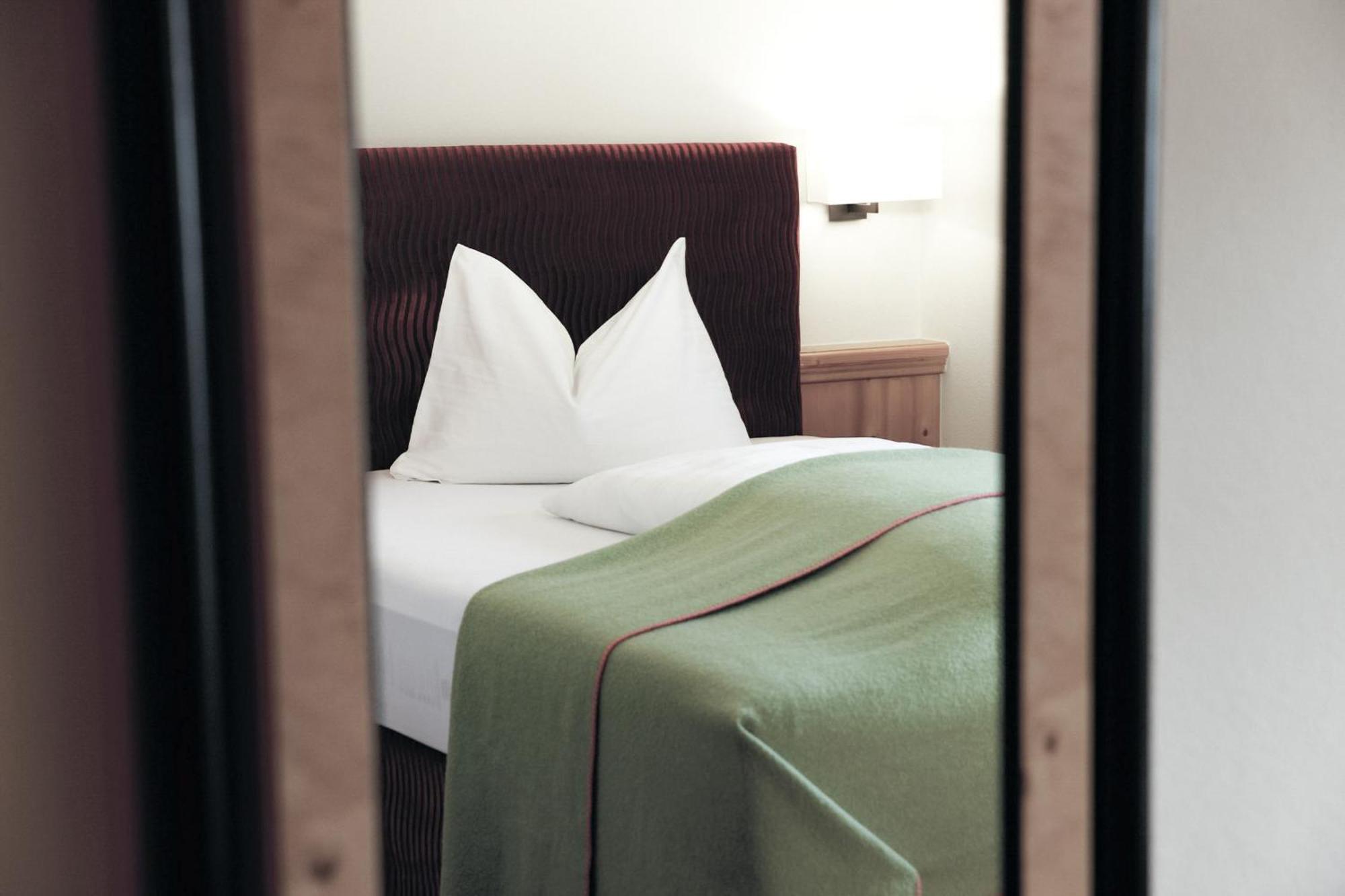 Hotel Rigele Royal Superior Обертауерн Екстериор снимка