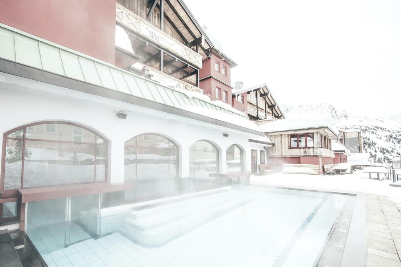 Hotel Rigele Royal Superior Обертауерн Екстериор снимка